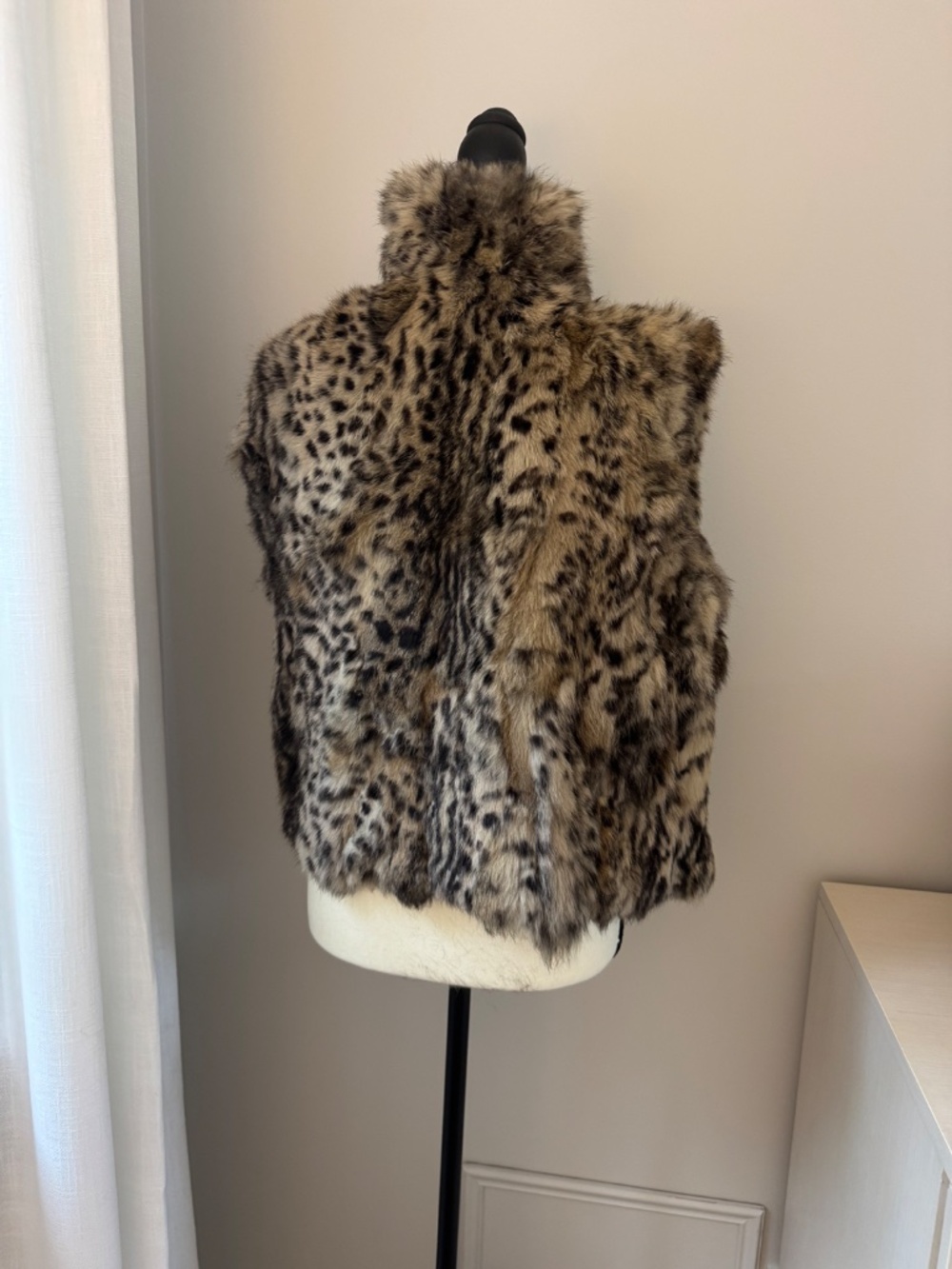 Adrienne Landau Leopard Rabbit Vest - Picture 3 of 6